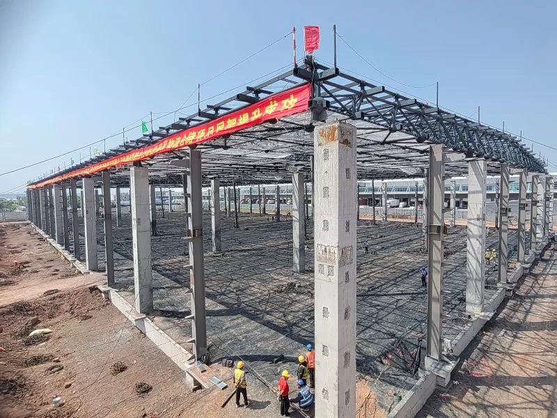 Xây dựng nhà kho kết cấu thép quy mô lớn