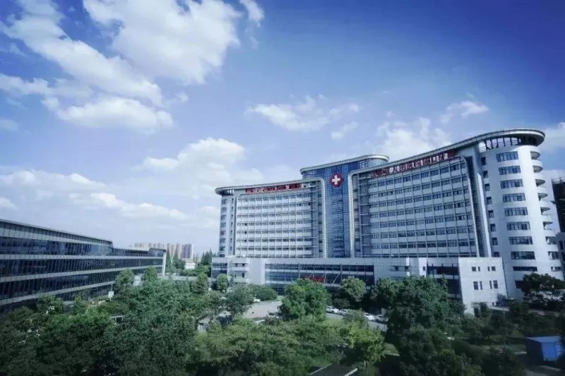 Tòa nhà chăm sóc sức khỏe kết cấu thép nhẹ