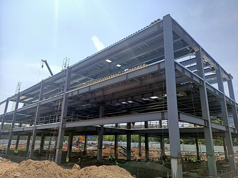 Tòa nhà kho kim loại