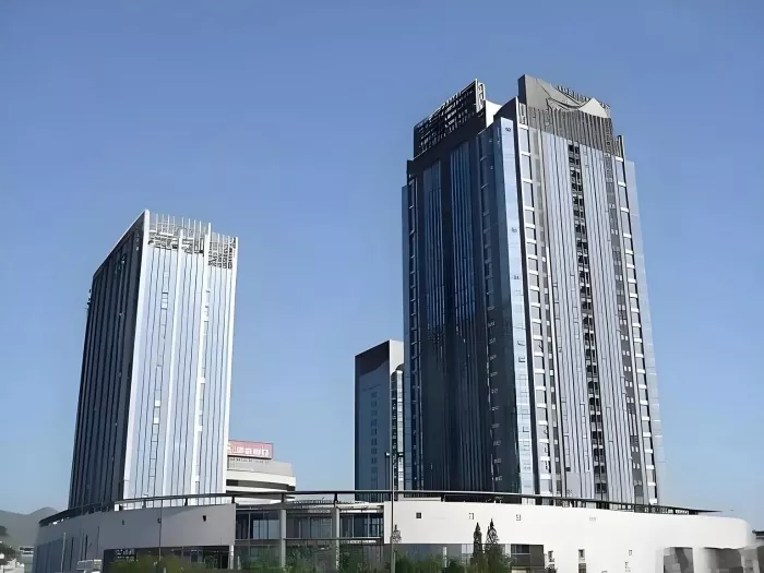 Khung thép giằng nhà cao tầng
